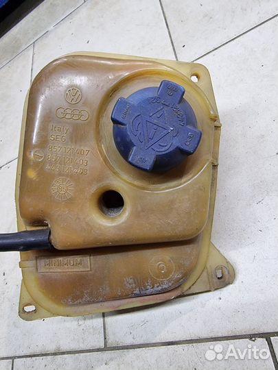 Бачок расширительный для Audi 100 (C4) 1991-1994