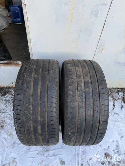 Bridgestone Alenza 001 275/35 R21