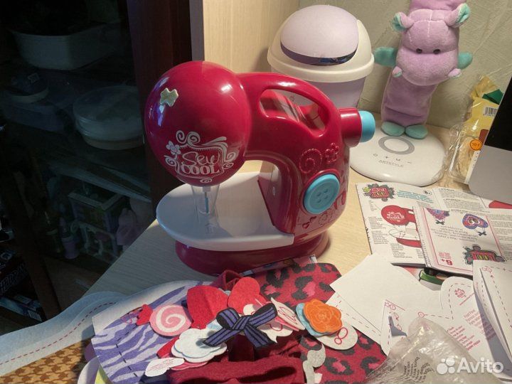 Детская швейная машинка Sew cool