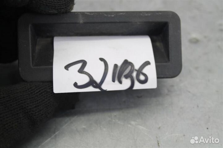 Ручка открывания багажника Ford Fiesta MK 6 2008