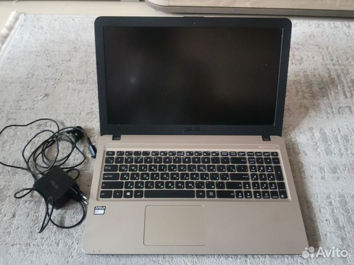 Ноутбук Asus X540Y
