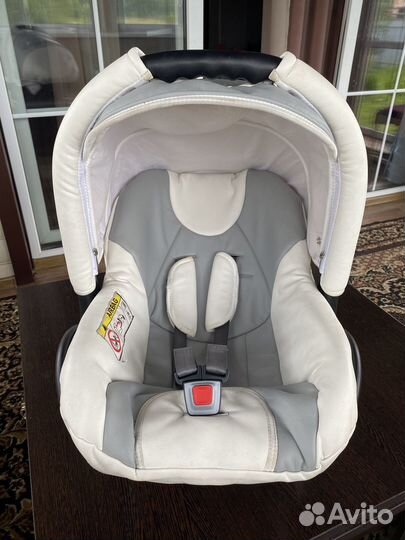 Автолюлька/автокресло Karwala + адаптеры