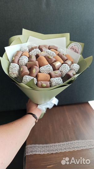 Вкусный молочный шоколад и воздушное маршмэллоу