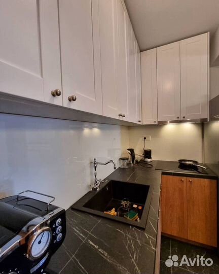 Кухня на заказ Фасады эмаль и шпон