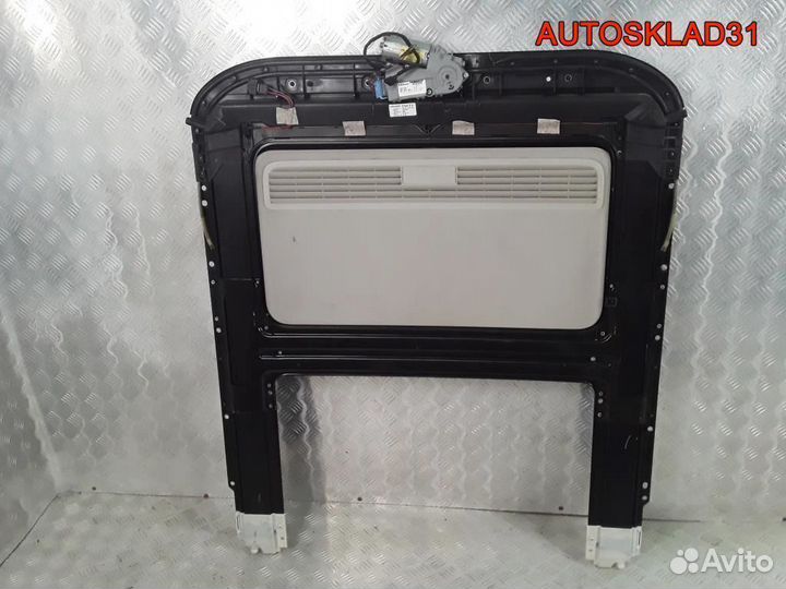 Люк в сборе электрический VW Passat B6 3C0877255A