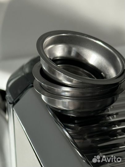 Кофеварка DeLonghi Dedica