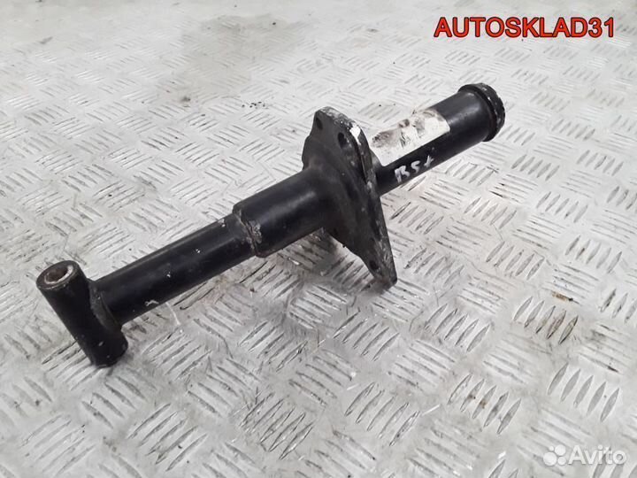 Кронштейн усилителя переднего бампера Passat B5+