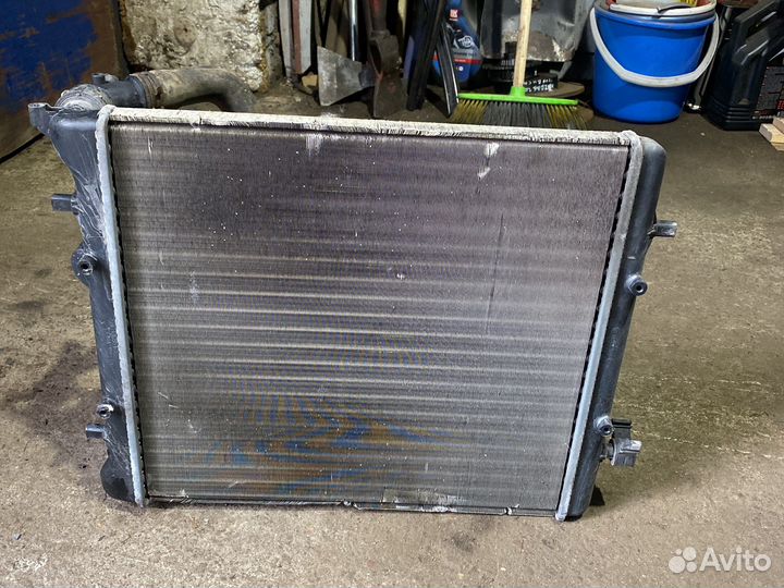 Радиатор охлаждения шкода октавия 2008