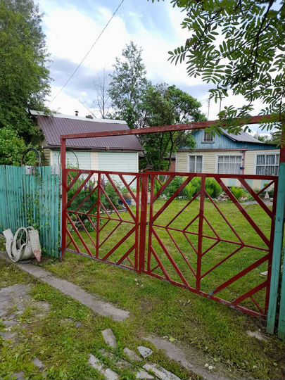 Дом 25 м² на участке 5 сот.