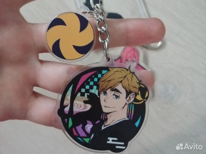 Аниме брелоки, значки, картхолдер