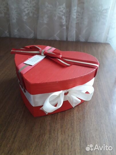 Коробки для подарков