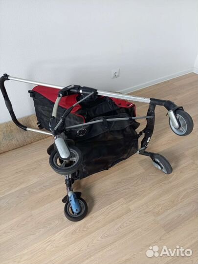 Прогулочная коляска Streety б/у