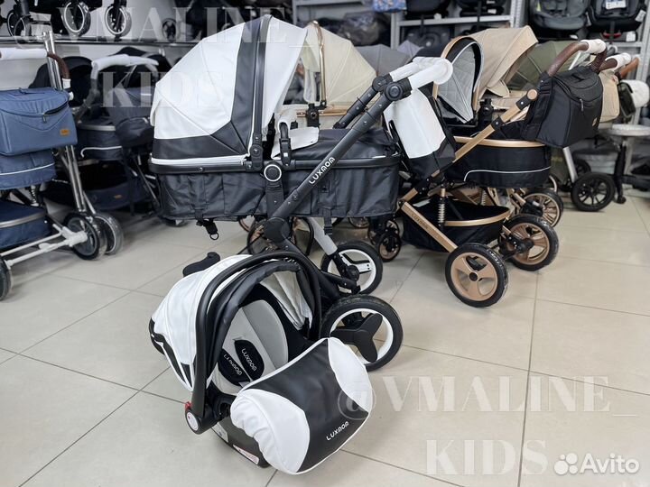 Коляска экокожа 3 в 1