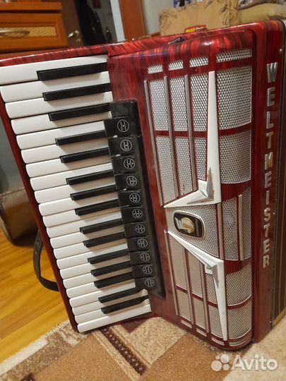 Аккордеон weltmeister amigo