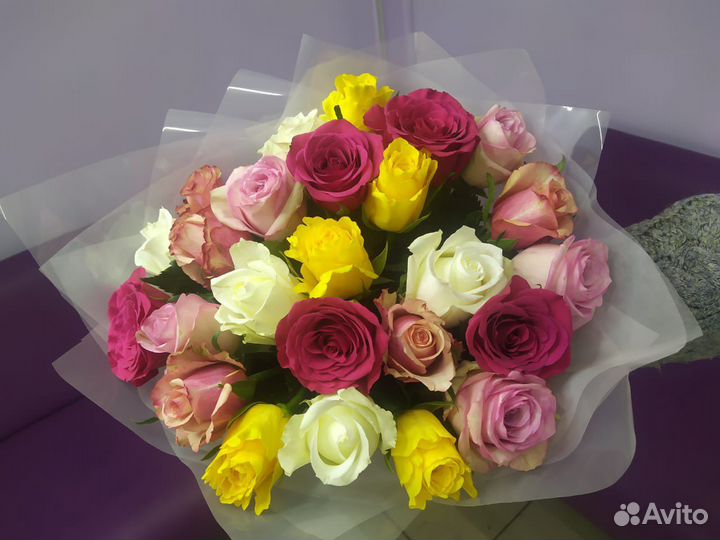 Букеты из 25 роз