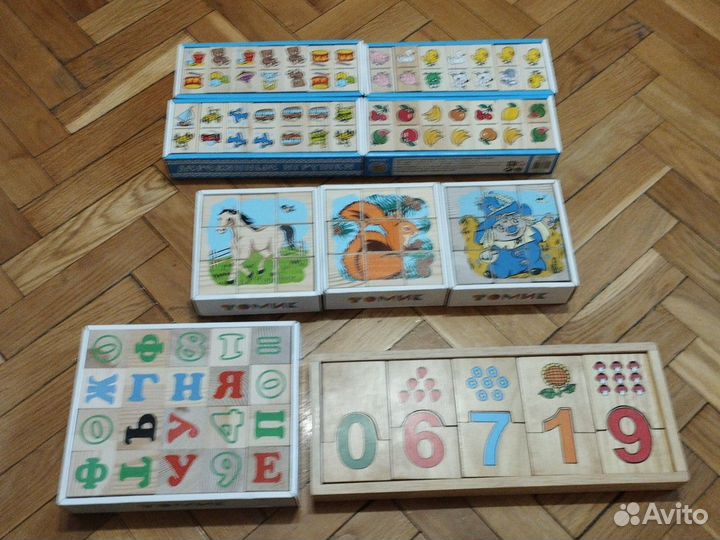 Деревянные домино, пазлы, буквы и цифры