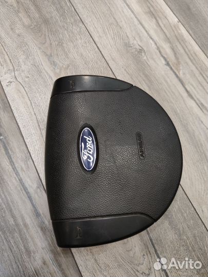 Подушка безопасности AirBag в руль Форд Мондео 3