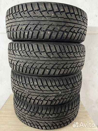 Marshal I'Zen RV Stud KC16 225/60 R17 103T