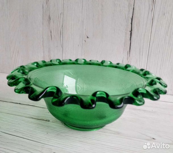 Салатник. Конфетница. Ваза. Зелёное стекло. СССР