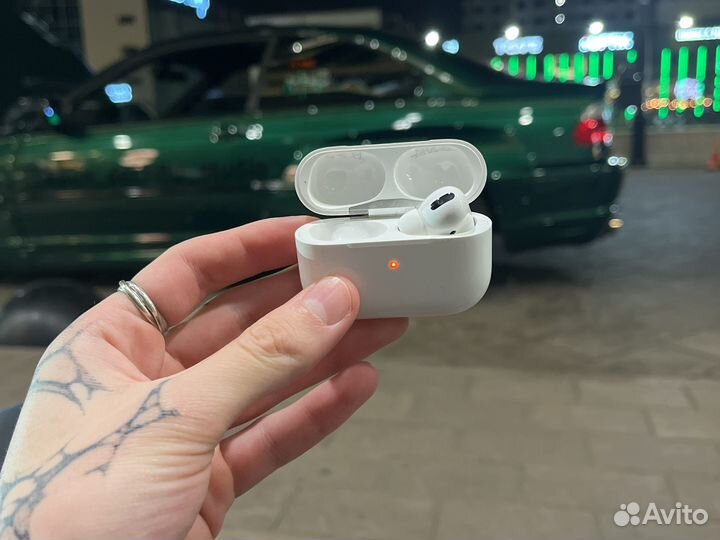 Наушники apple airpods pro правый
