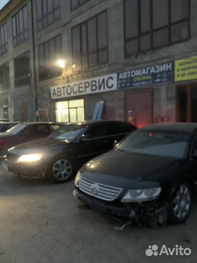 На разборе volkswagen phaeton 6.0