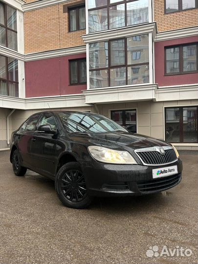 Skoda Octavia 1.6 AT, 2009, 215 000 км