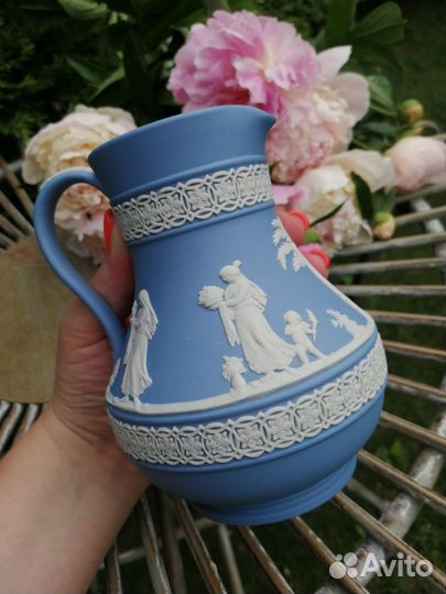 Фарфоровый кувшин / молочник Wedgwood