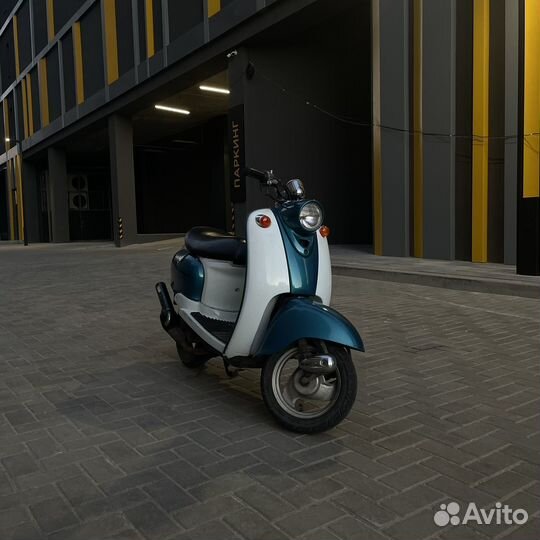 Скутер Yamaha Vino