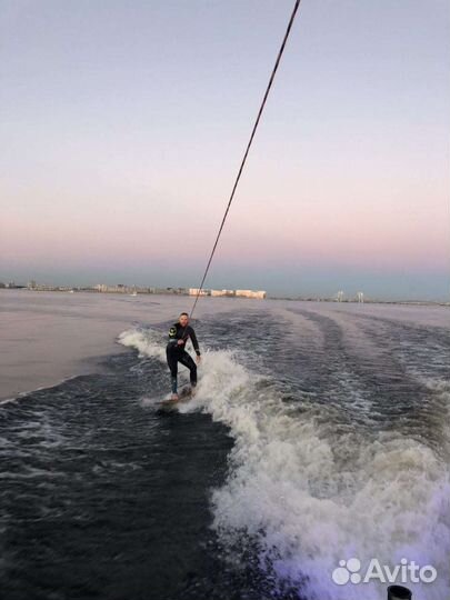 Дизельный катер Bayliner 246 Discovery