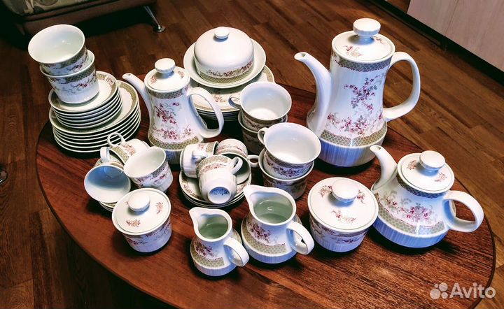 Чайно кофейный фарфоровый сервиз на 6 персон гдр