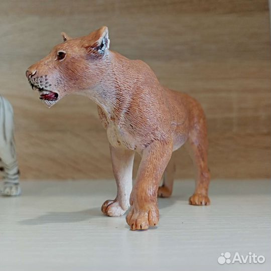 Фигурки животных Schleich