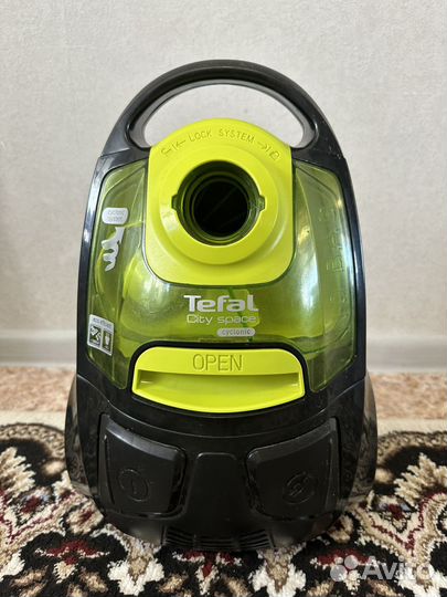 Пылесос Tefal city space cyclonic