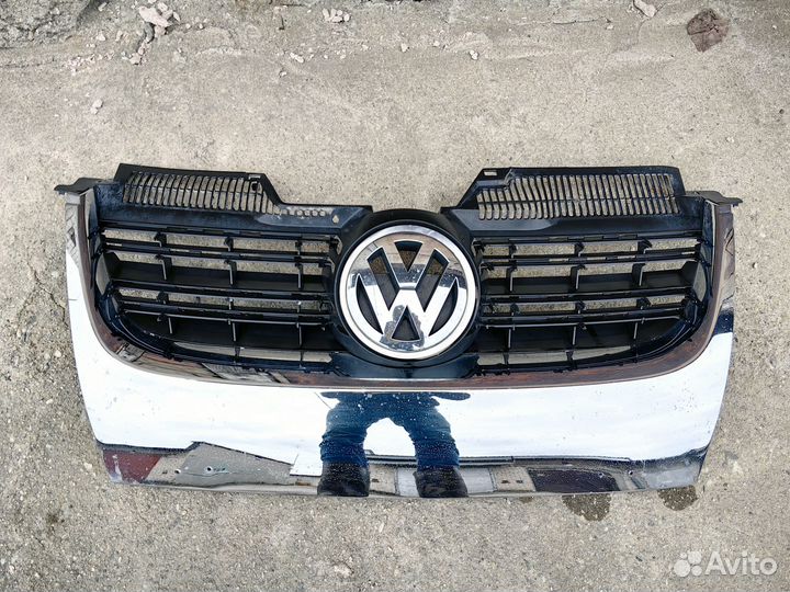 Решетка радиатора volkswagen jetta 5 2003-2009г