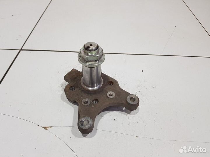 Цапфа левая (Faw Besturn X80)