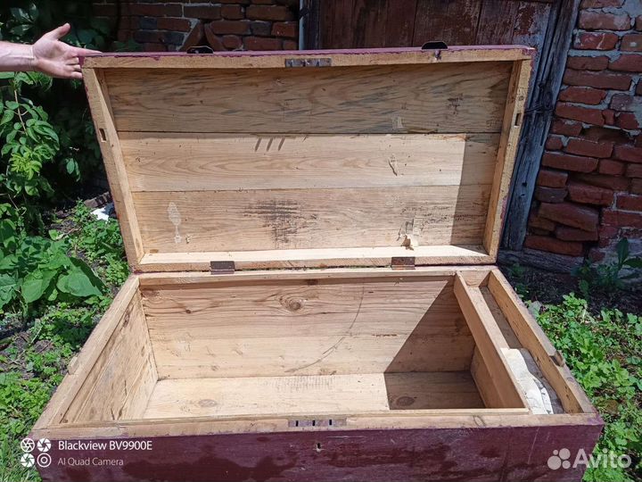 Сундук деревянный