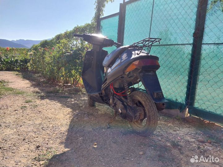 Скутер Suzuki sepia zz
