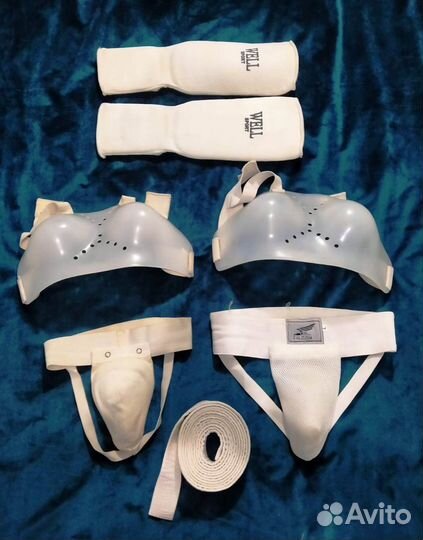 Защита Экипировки для единоборств, Подставка