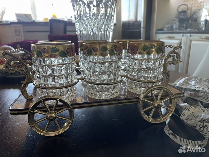Набор стаканов на тележке хрустальные германия