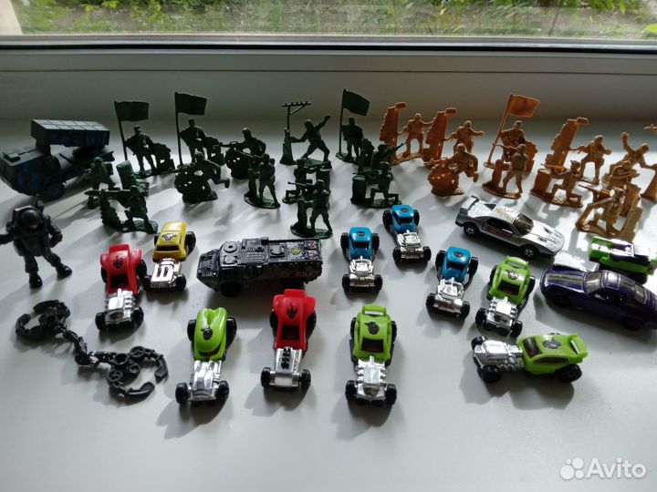Детские машинки солдатики игрушки пакетом