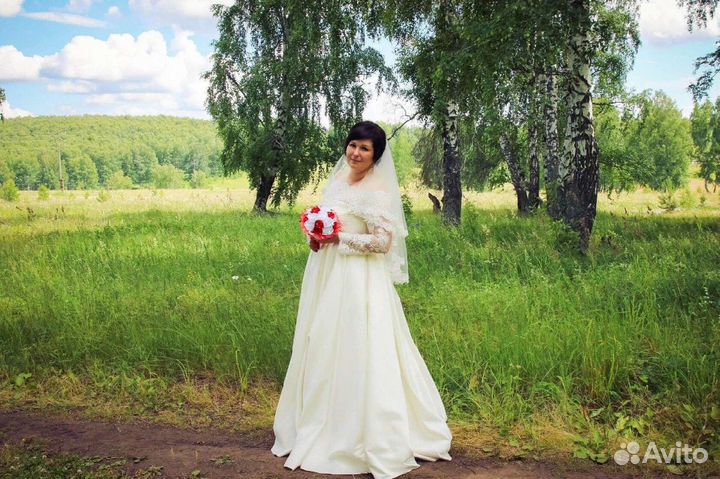 Свадебное платье