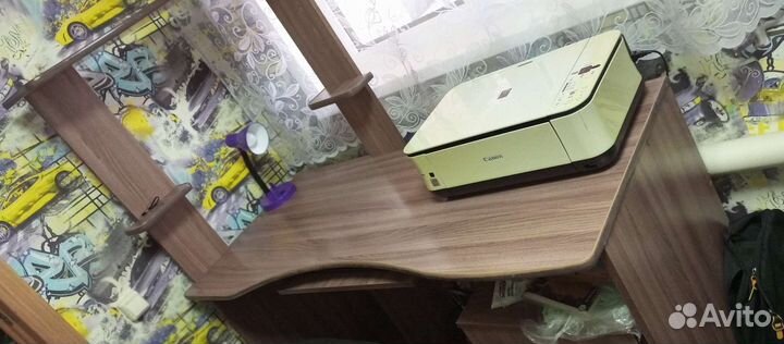 Компьютерный стол