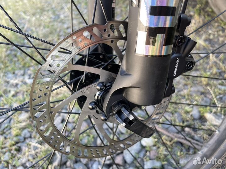 Steels navigator 900