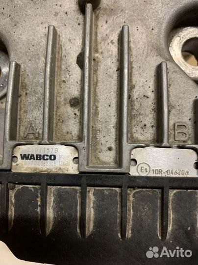 Блок управления АКПП Volvo, крышка АКПП