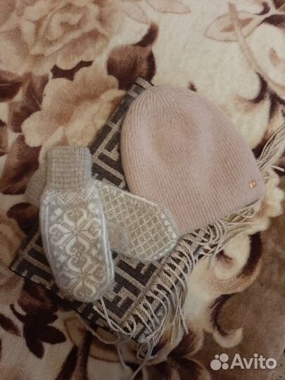 Варежки,шапка и платок