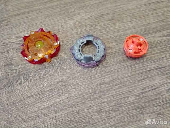 Волчок бейблейд