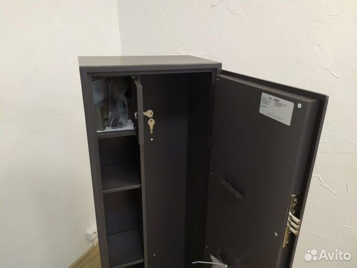 Оружейный сейф