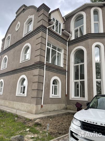 Помощники по хозяйству в загородный дом