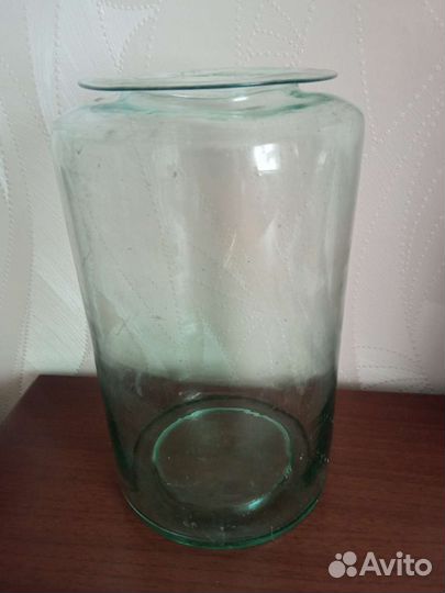 Старинная банка