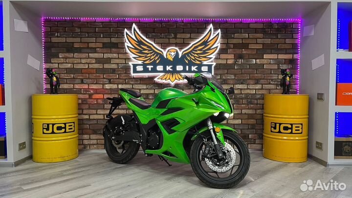 Электромотоцикл RR 72v120Ah