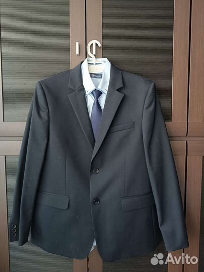 Школьный пиджак+ галстук+ 2 рубашки